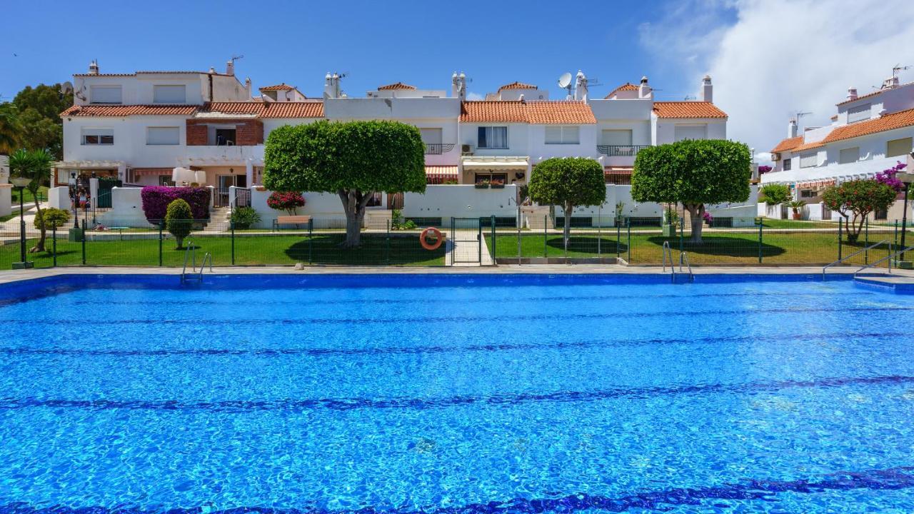 Appartement Cozy Terrace With Pool In By Costarentals - Ref 206 *