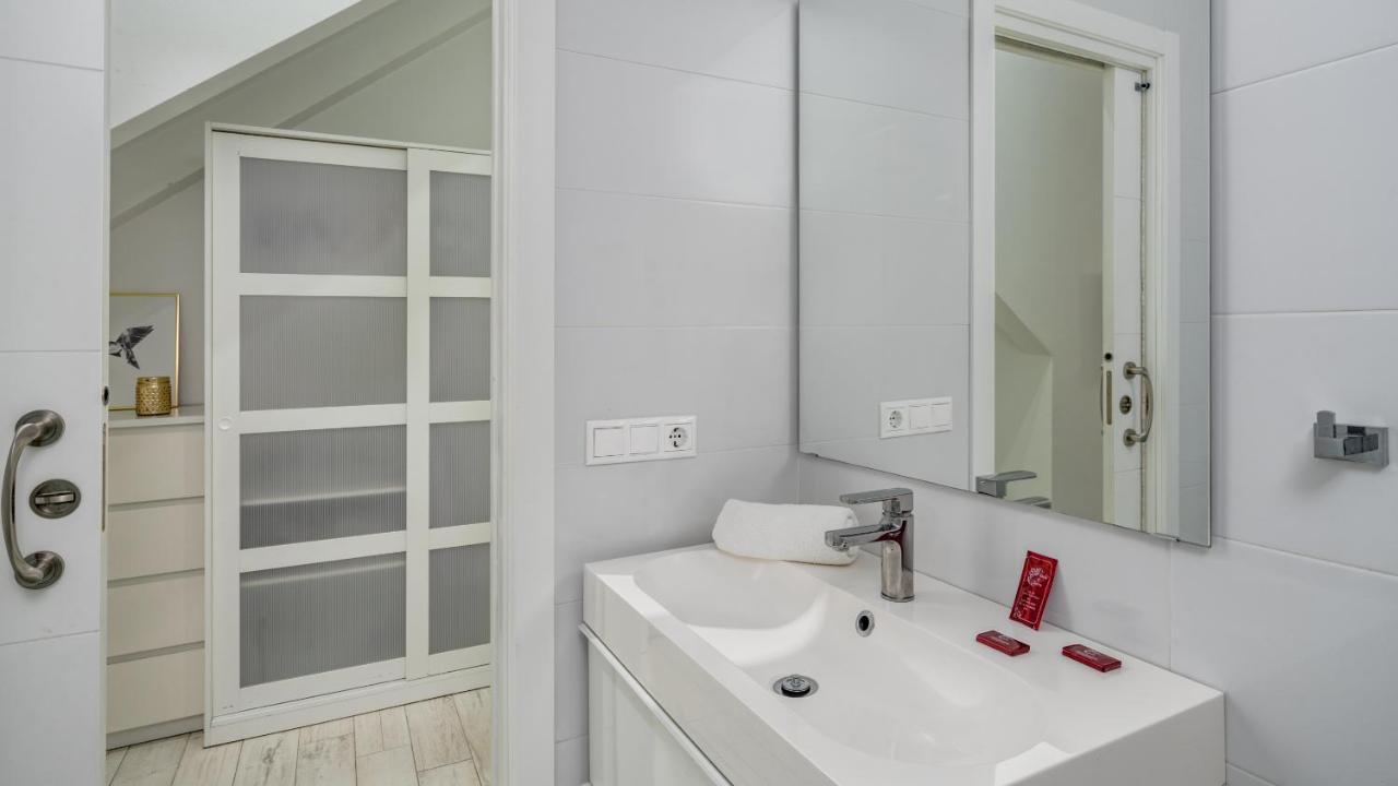 Appartamento Cozy Terrace With Pool In By Costarentals - Ref 206 Fuengirola